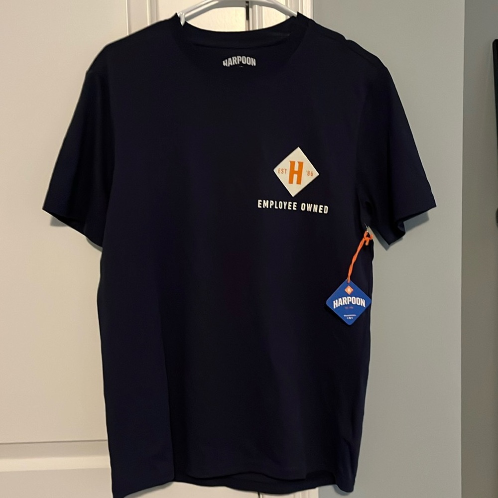 T shirt men’s M. Navy blue,  Harpoon 
Brand new